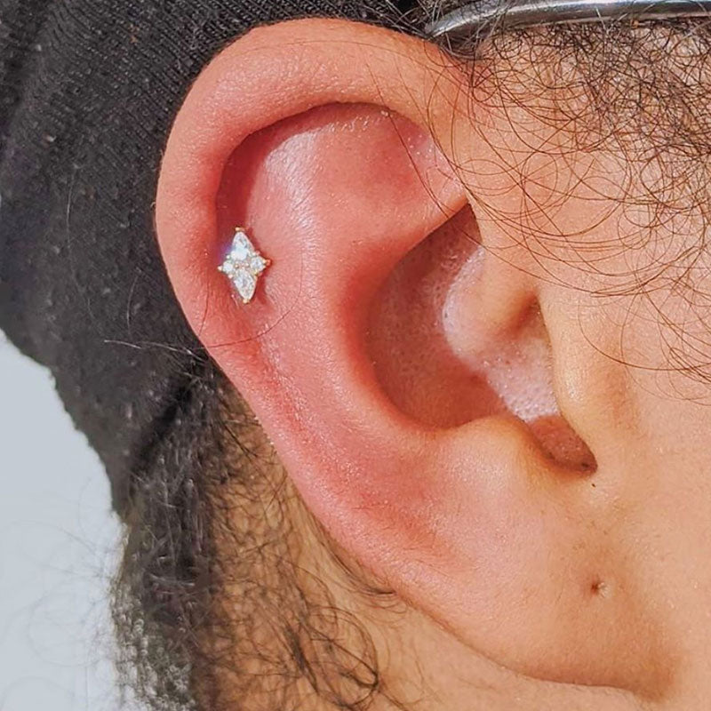 1 Helix Piercing 14y+ in Mississauga + Excluding Jewelry